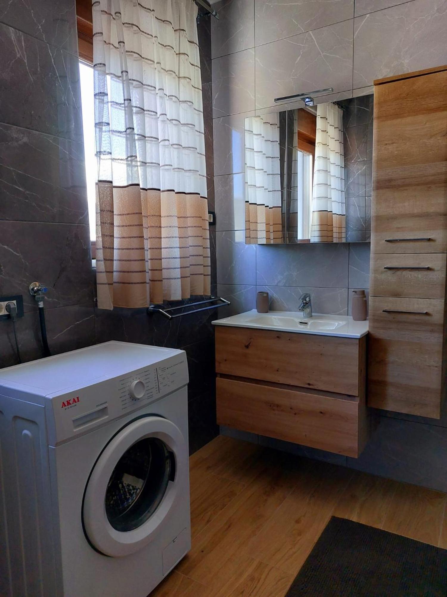 Apartmani Ivana Novi Novi Vinodolski Exterior foto